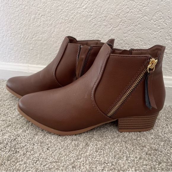 NWOT: Brown Booties - Picture 1 of 4